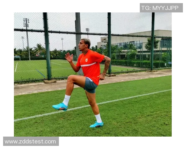 丁姓足球明星的辉煌历程与成就回顾 丁姓足球明星的辉煌历程与成就回顾