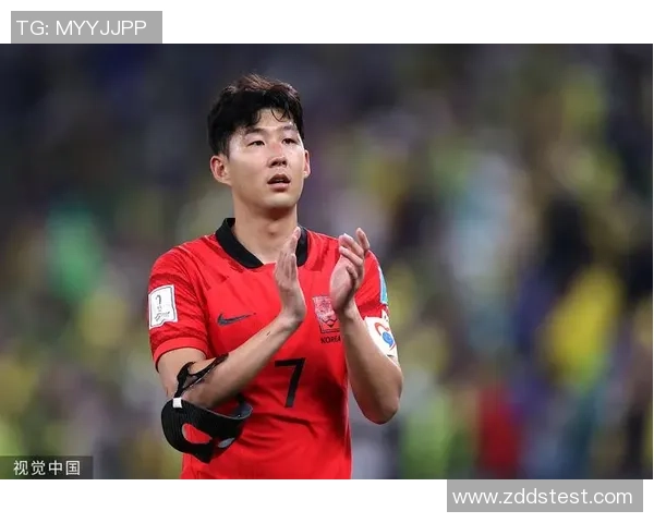 足球明星奢华生活揭秘黄金炫富图片引发热议与羡慕 足球明星奢华生活揭秘黄金炫富图片引发热议与羡慕